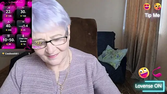 Snapshot of Sandra_Snowflake chatting on 03-17-26, 04:06 Sandra Snowflake online show from 03-17-26, 04:06