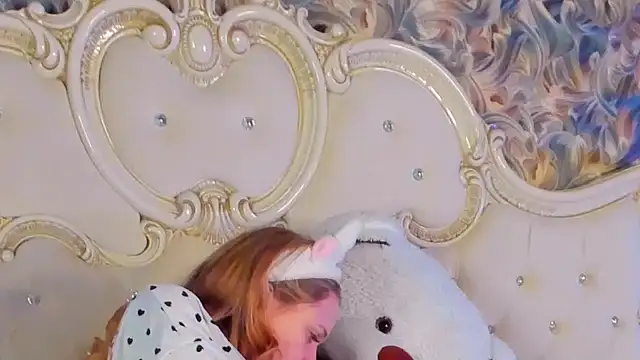 BECKI VRES online show from 03-18-25, 10:03