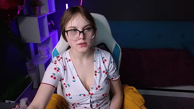 Snapshot of Dyna_bae chatting on 03-02-25, 08:05 Dyna bae online show from 03-02-25, 08:05