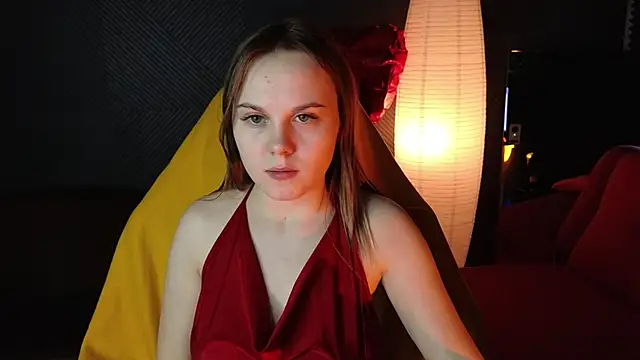 Snapshot of Dyna_bae chatting on 03-17-25, 11:21 Dyna bae online show from 03-17-25, 11:21