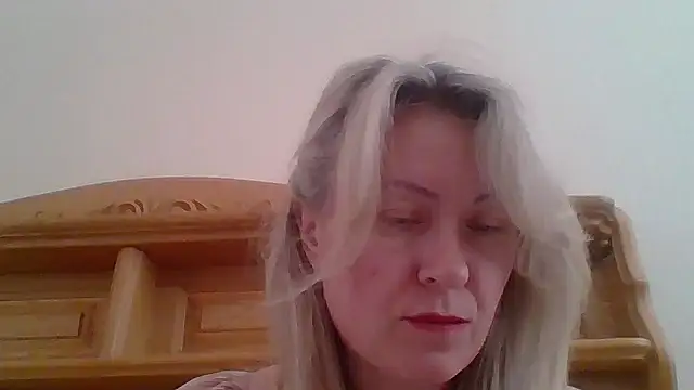 Snapshot of Mary888x chatting on 02-17-25, 10:18 Mary888x online show from 02-17-25, 10:18