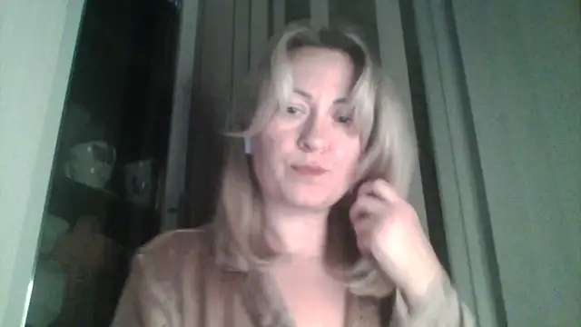 Snapshot of Mary888x chatting on 02-27-25, 08:42 Mary888x online show from 02-27-25, 08:42