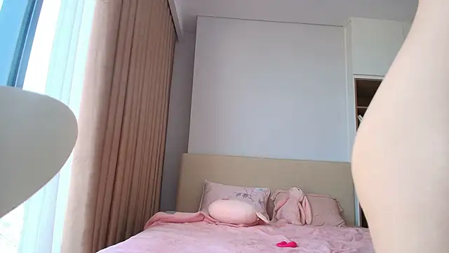 minamoons online show from 04-11-26, 07:45