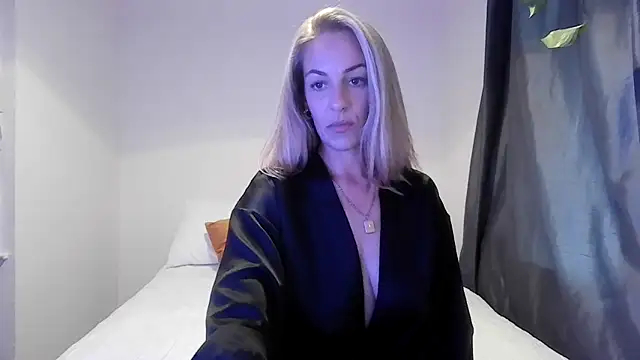 Edenfox- online show from 09-28-25, 05:07