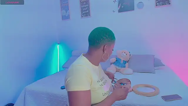 Snapshot of DashaSousaa chatting on 03-10-25, 03:20 DashaSousaa online show from 03-10-25, 03:20