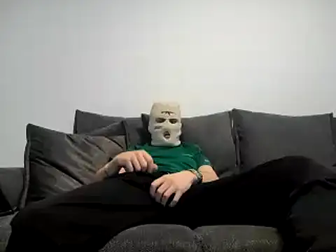 hottboooy online show from 02-16-25, 09:59