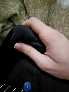 Snapshot of skiciyunis chatting on 12-04-25, 09:01 skiciyunis online show from 12-04-25, 09:01