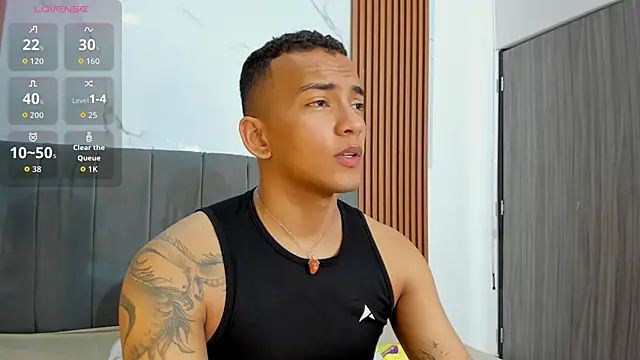 Snapshot of Rafa2004Cruz chatting on 10-10-25, 12:37 Rafa2004Cruz online show from 10-10-25, 12:37