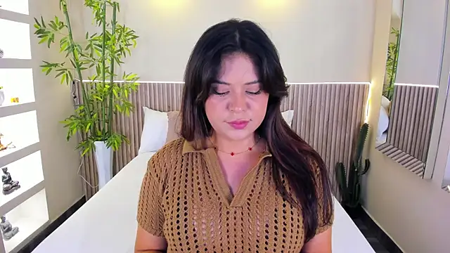 GeorginaReyes online show from 07-15-26, 08:36