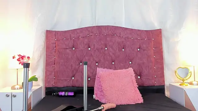 ValentinaGuerra online show from 03-20-25, 04:29