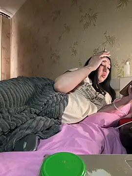 Naughtbaby 2025 online show from 04-07-26, 01:11