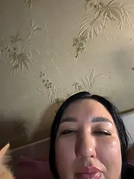 Snapshot of Naughtbaby_2025 chatting on 07-16-26, 01:11 Naughtbaby 2025 online show from 07-16-26, 01:11