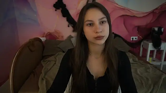 Snapshot of PaigePrado chatting on 10-31-25, 01:45 PaigePrado online show from 10-31-25, 01:45