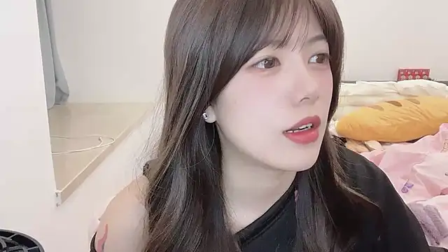 Snapshot of JayM584520 chatting on 03-06-25, 03:24 JayM584520 online show from 03-06-25, 03:24