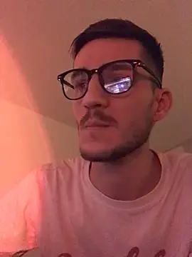 Snapshot of yoyoboy988 chatting on 02-18-25, 09:42 yoyoboy988 online show from 02-18-25, 09:42