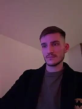 Snapshot of yoyoboy988 chatting on 03-13-25, 09:37 yoyoboy988 online show from 03-13-25, 09:37