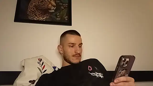 yoyoboy988 online show from 06-16-26, 08:33
