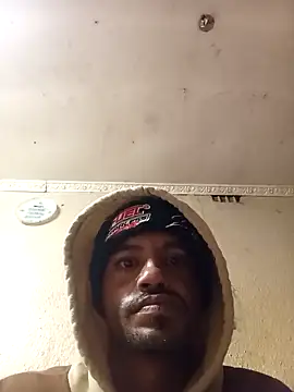 Snapshot of Quint3n chatting on 03-13-26, 07:53 Quint3n online show from 03-13-26, 07:53