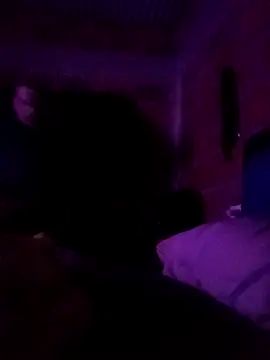 Snapshot of Mycansonhot chatting on 11-22-25, 04:22 Mycansonhot online show from 11-22-25, 04:22