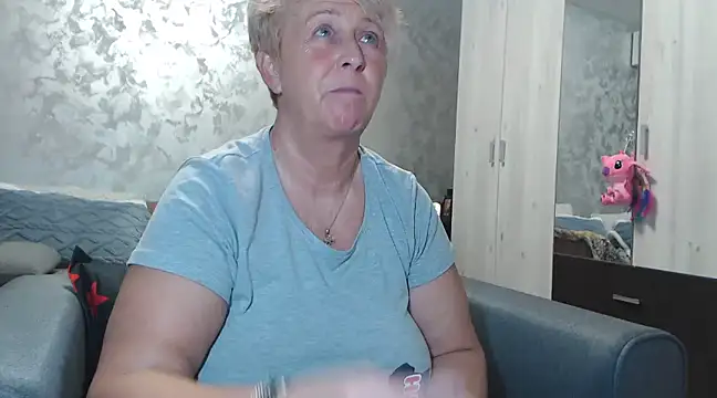 RosesandLillies online show from 02-10-25, 05:30