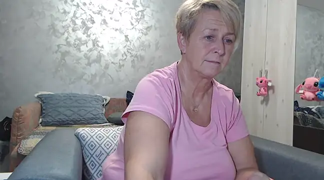 RosesandLillies online show from 03-22-25, 06:14