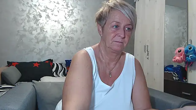 RosesandLillies online show from 01-13-26, 06:13