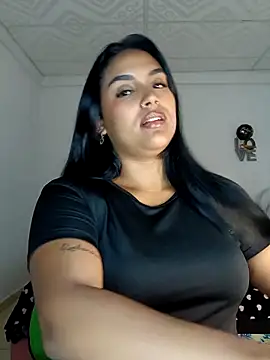 victoria roussee online show from 09-25-25, 03:21