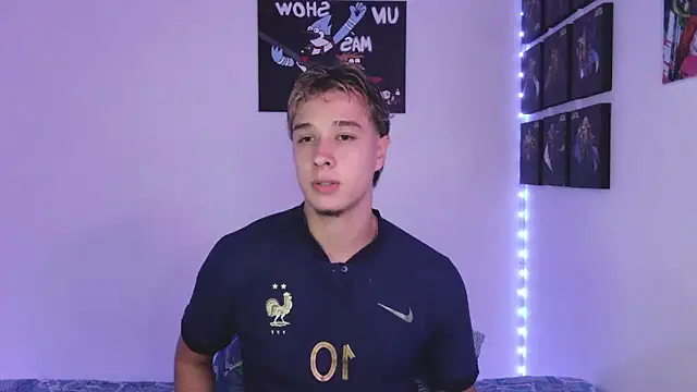 Snapshot of jack_walker190 chatting on 09-13-25, 04:34 jack walker190 online show from 09-13-25, 04:34