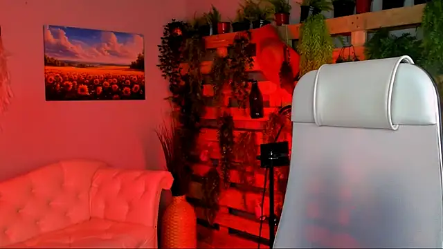 JenniferGraces online show from 10-31-25, 05:03