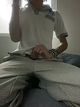 Snapshot of gatitoxd chatting on 02-24-25, 07:44 gatitoxd online show from 02-24-25, 07:44