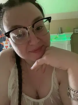 HTXBELLE online show from 03-08-25, 08:46