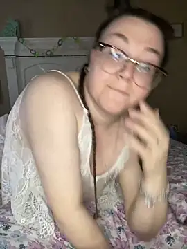 HTXBELLE online show from 03-08-25, 11:49