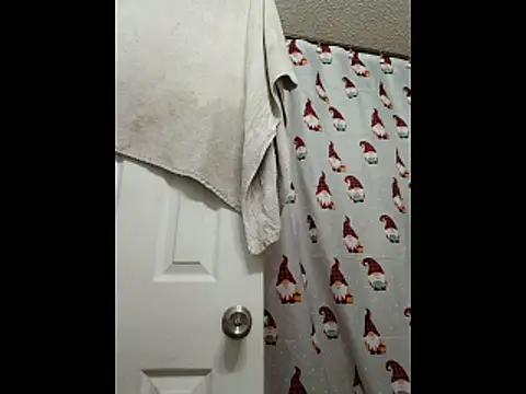 HTXBELLE online show from 12-18-25, 12:49