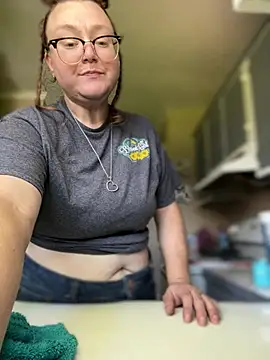 HTXBELLE online show from 03-31-26, 10:10