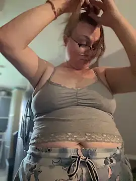 HTXBELLE online show from 04-16-26, 01:23