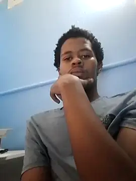 Snapshot of _RapElani-2290 chatting on 03-20-25, 01:48 RapElani-2290 online show from 03-20-25, 01:48