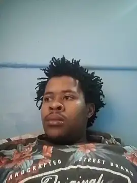 Snapshot of _RapElani-2290 chatting on 09-12-25, 10:37 RapElani-2290 online show from 09-12-25, 10:37