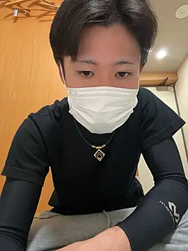 Snapshot of chiba_chan chatting on 10-29-25, 11:23 chiba chan online show from 10-29-25, 11:23