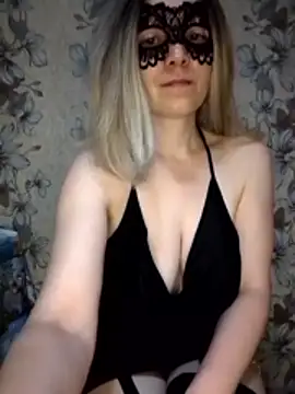 AliniX online show from 10-25-25, 10:59