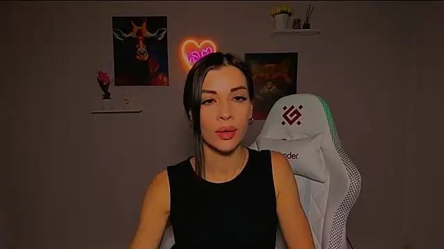 KetiWils online show from 03-18-25, 04:47