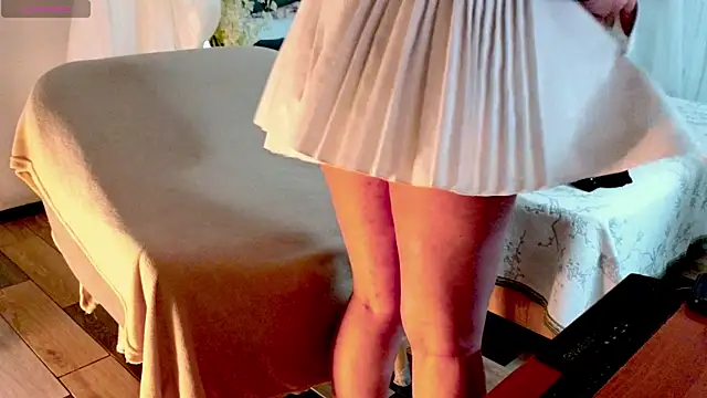 baby debbie online show from 04-18-26, 04:55