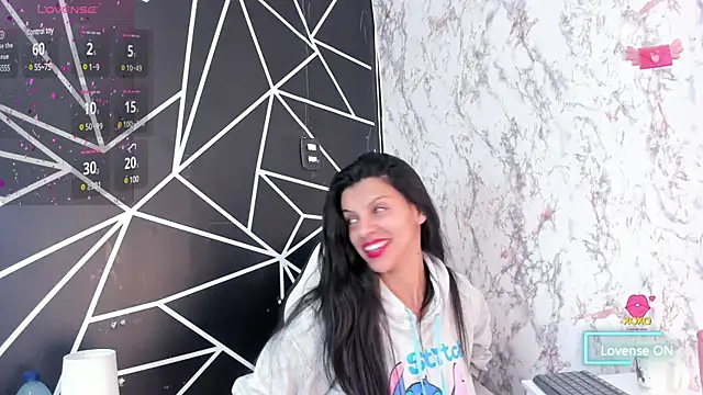 aitana garcia  online show from 03-05-25, 12:11