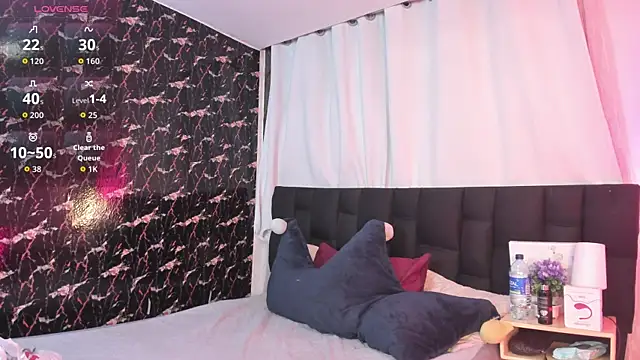 aitana garcia  online show from 10-04-25, 09:07