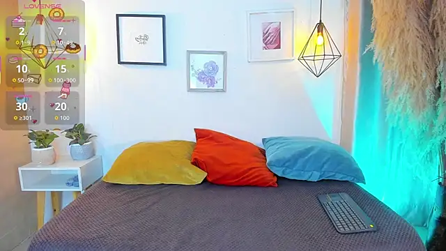 Snapshot of iiangel_ chatting on 09-28-25, 03:01 iiangel online show from 09-28-25, 03:01