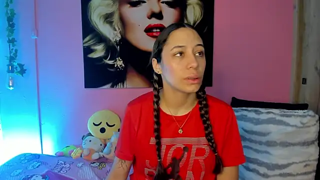 TANIA 06 online show from 07-19-26, 01:15