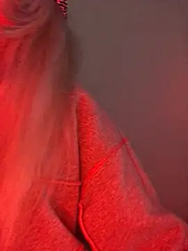 Snapshot of Blondie_Sofia_Essexbabe chatting on 03-01-26, 05:59 Blondie Sofia Essexbabe online show from 03-01-26, 05:59