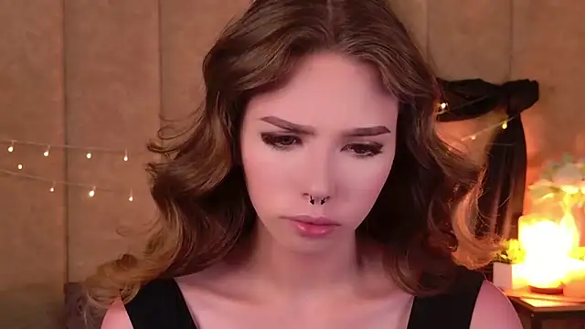 Sierra Fane online show from 09-09-25, 08:41