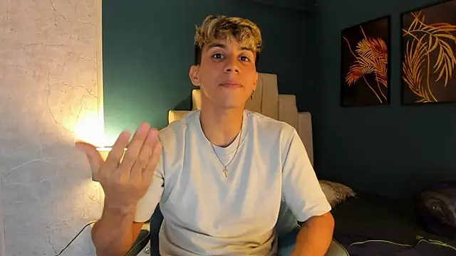 Snapshot of Allex_Cano chatting on 03-02-25, 09:10 Allex Cano online show from 03-02-25, 09:10