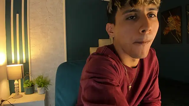 Snapshot of Allex_Cano chatting on 03-12-25, 03:13 Allex Cano online show from 03-12-25, 03:13