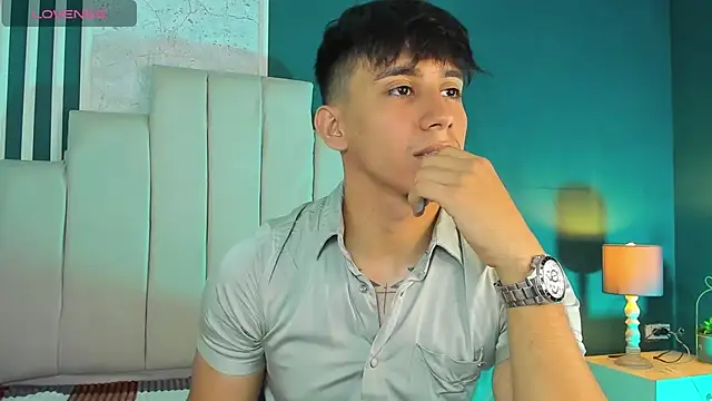 Snapshot of Allex_Cano chatting on 11-25-25, 06:52 Allex Cano online show from 11-25-25, 06:52